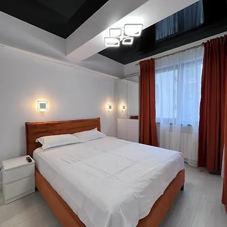 Lamera-building Cu Parcare Langa Plaja *